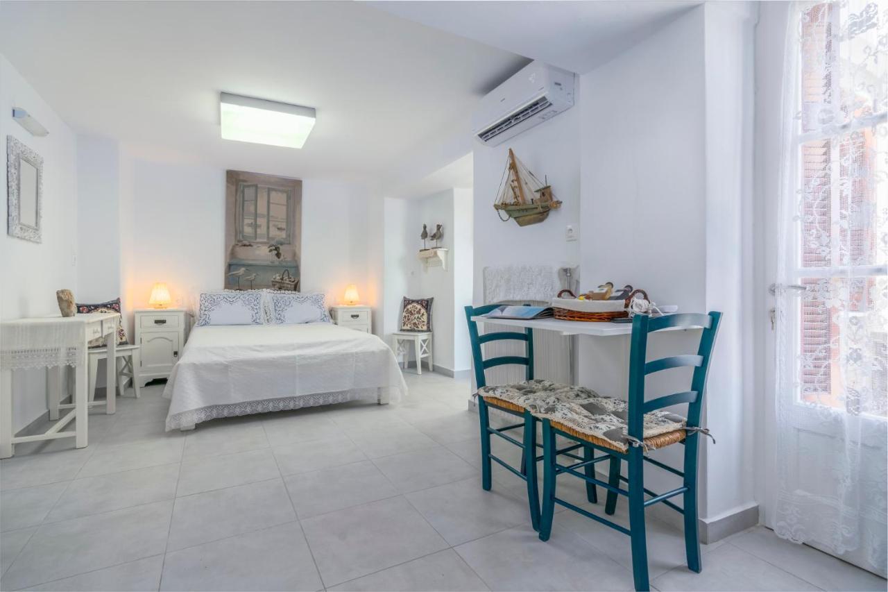 Kourita Garden Apartment With Sea View Near To The Port Of Milos 아다마스 외부 사진