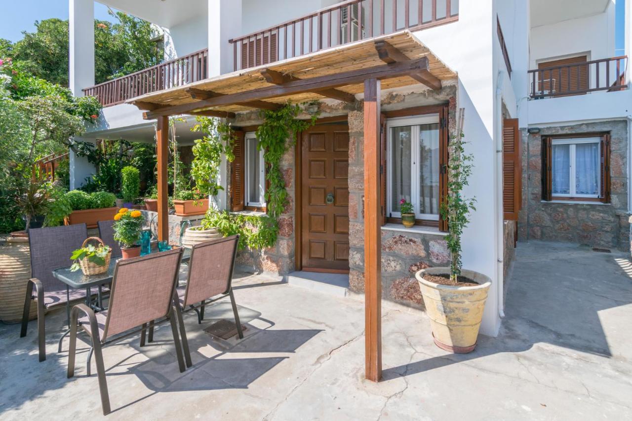 Kourita Garden Apartment With Sea View Near To The Port Of Milos 아다마스 외부 사진