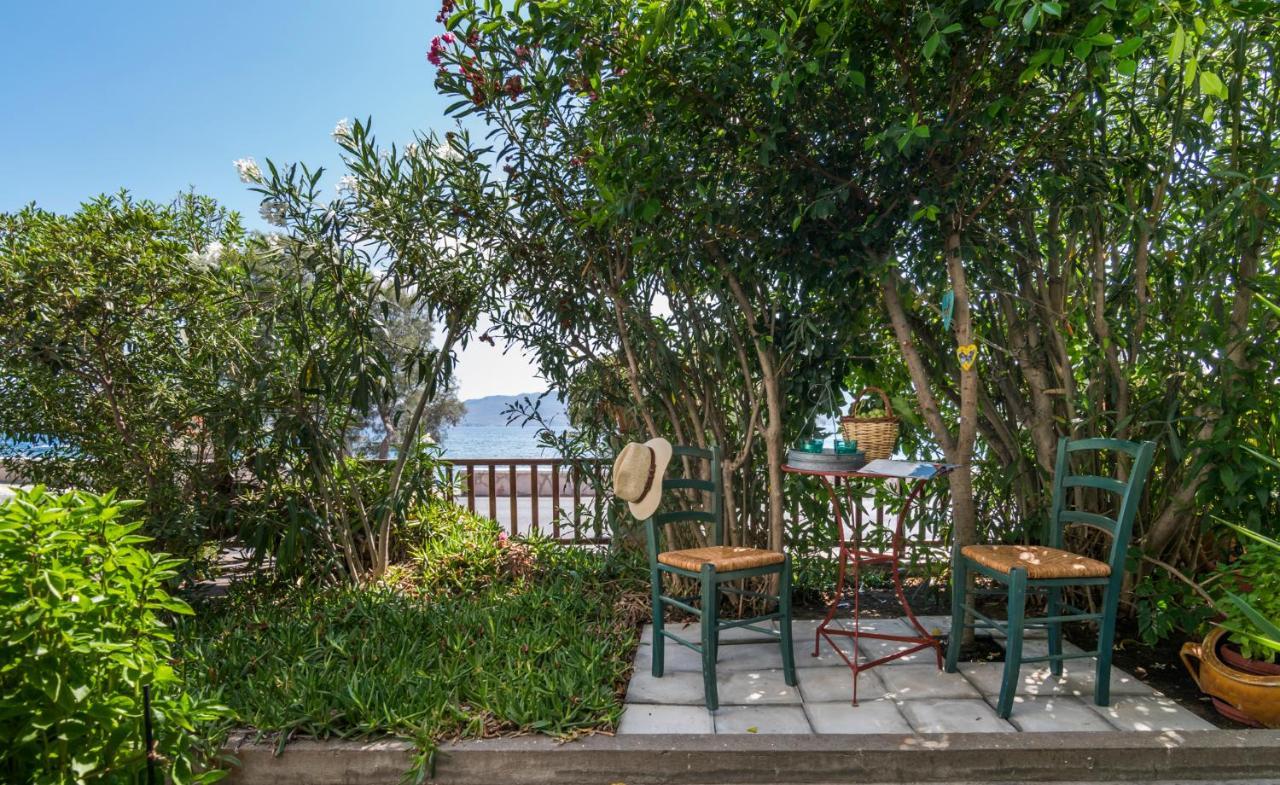 Kourita Garden Apartment With Sea View Near To The Port Of Milos 아다마스 외부 사진